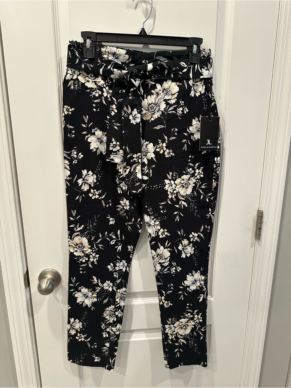 Jules & Leopold Black Floral Paperbag Ankle Pants